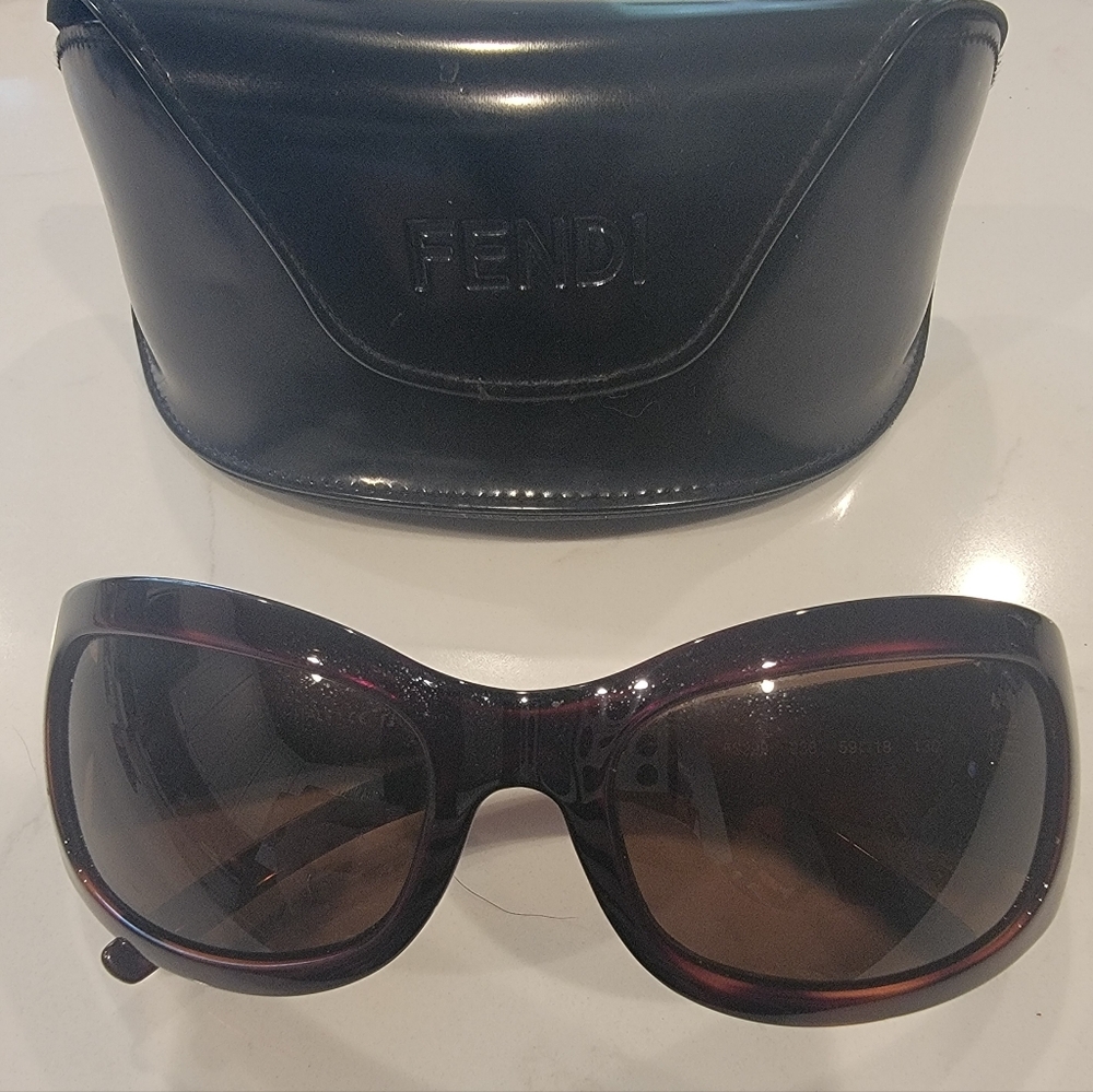 Fendi sunglasses tortoise with case. Great condition!